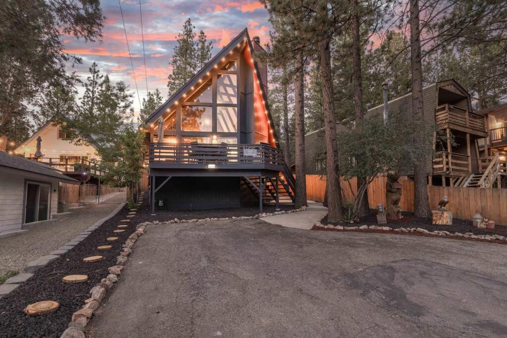 Kookaburra Cabin