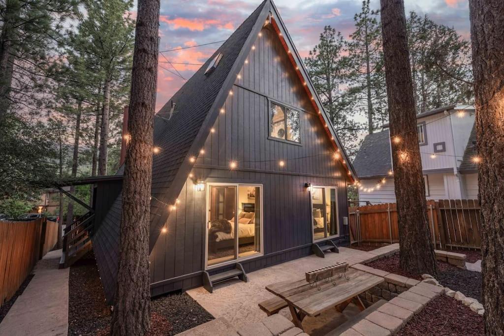 Kookaburra Cabin