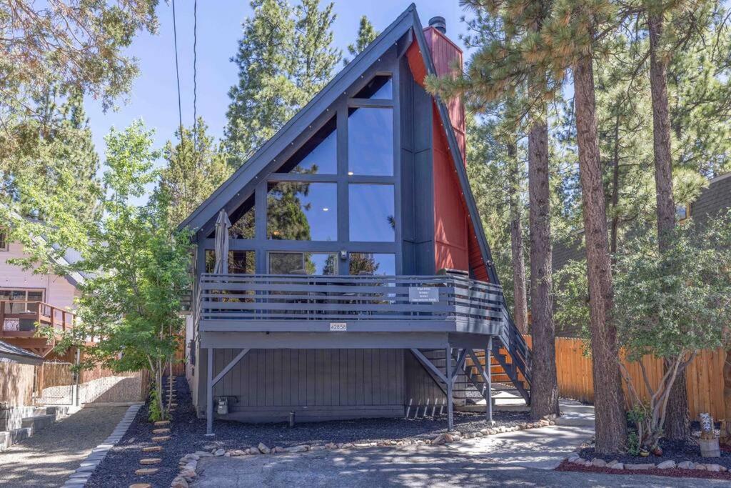 Kookaburra Cabin