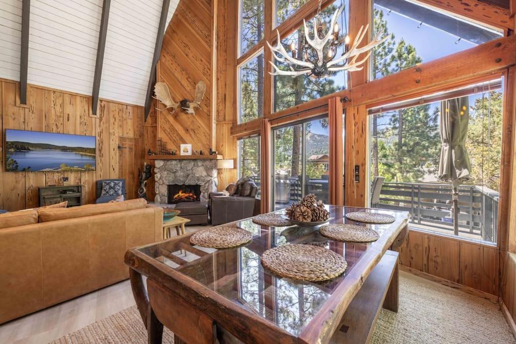 Kookaburra Cabin