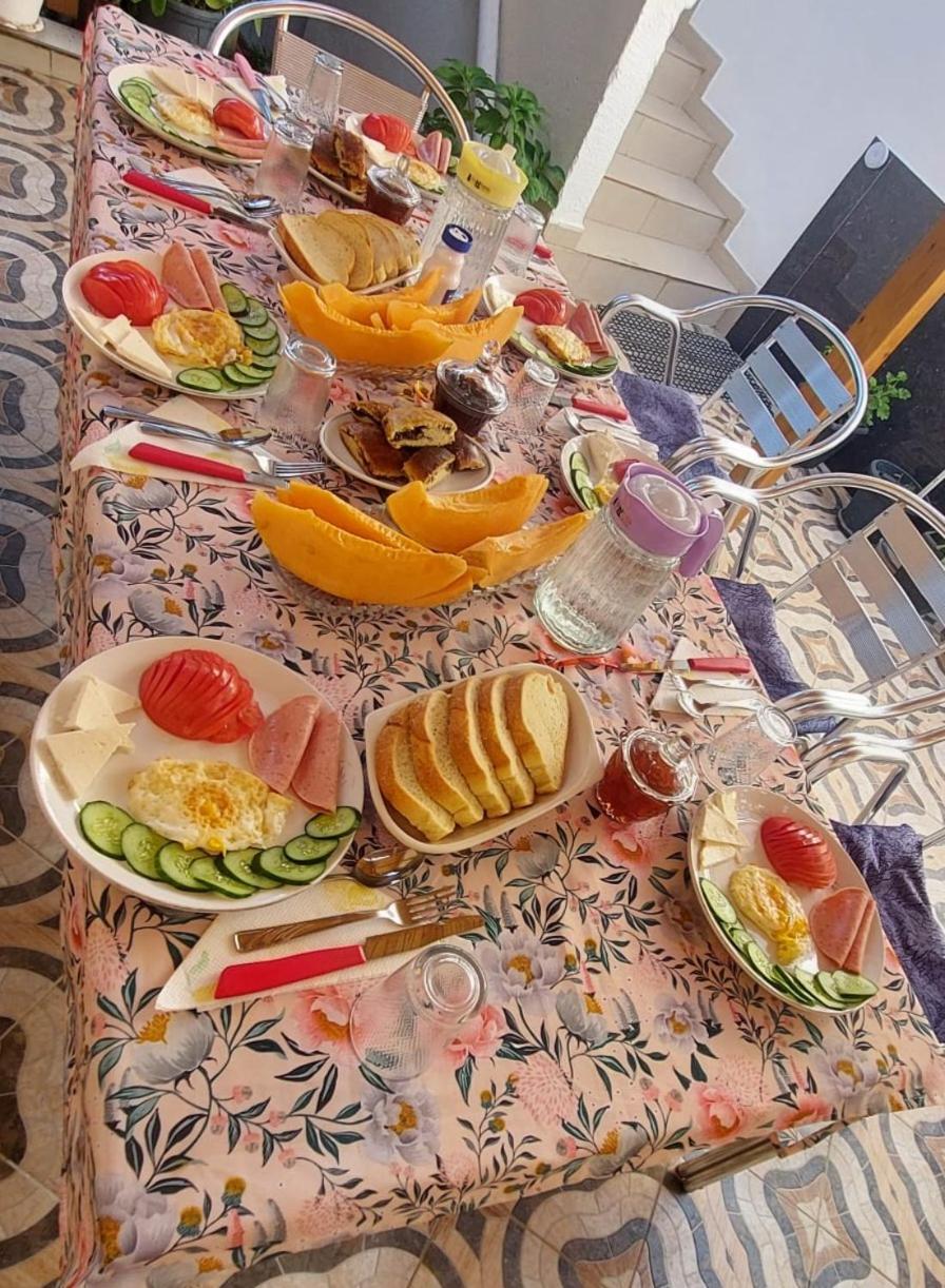 Guest House Flowers