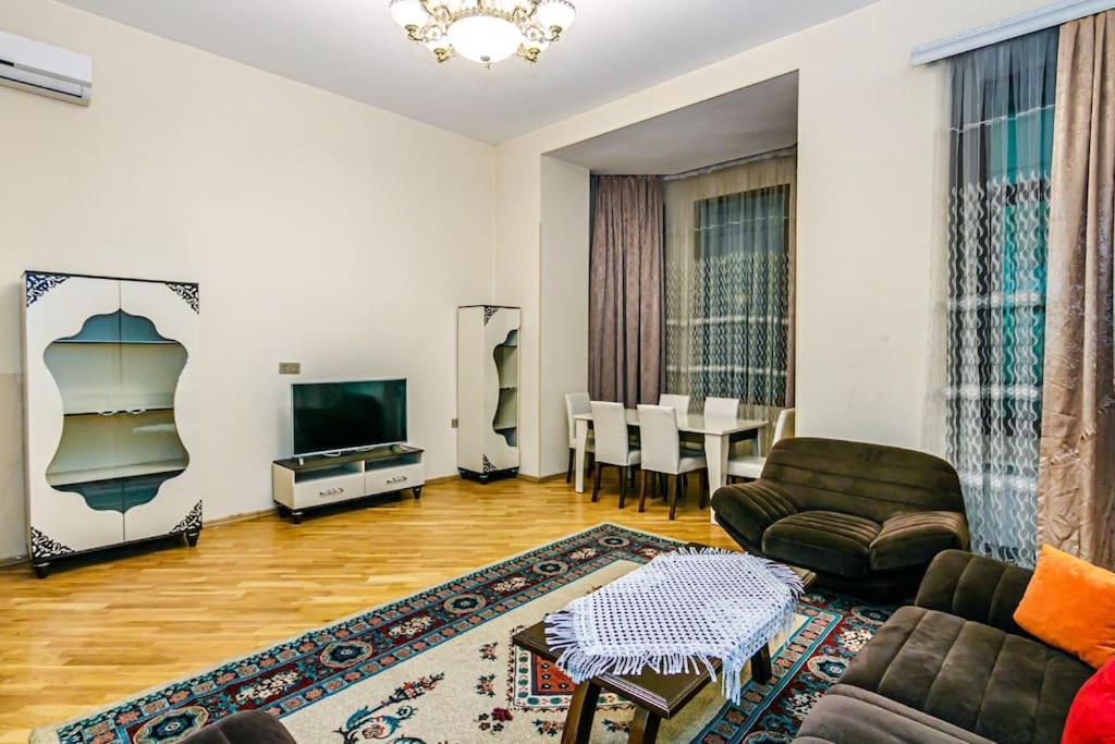 Adore Lux Apartment