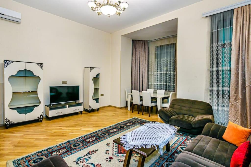 Adore Lux Apartment