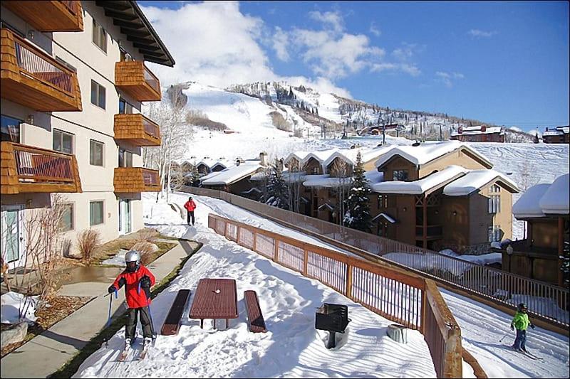 Ski In, Ski Out, Steam Shower in Unit, Outdoor Hot Tub view 4