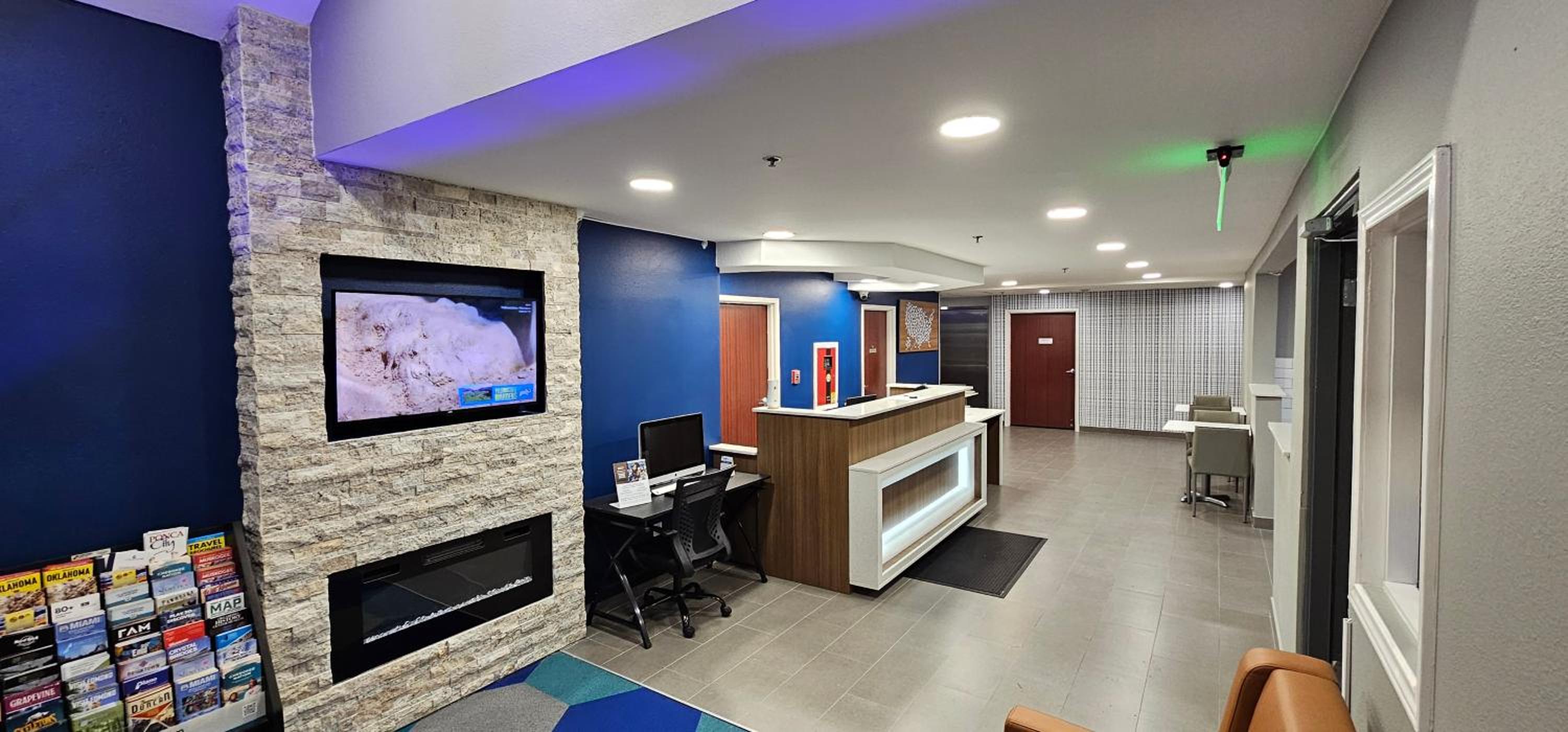 Microtel Inn & Suites by Wyndham Tulsa - Catoosa Route 66