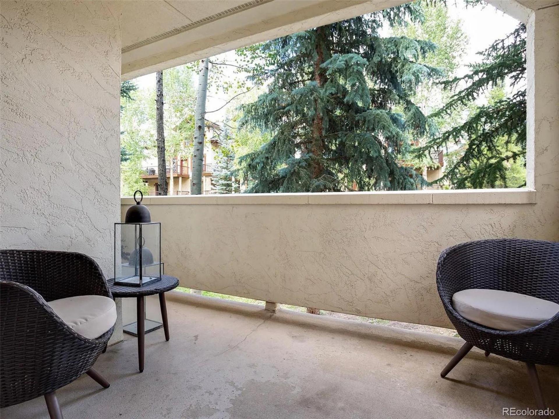 Pool & Hot Tub, Easy Walk to Slopes, Ski Season Shuttle, Luxury for Families view 4