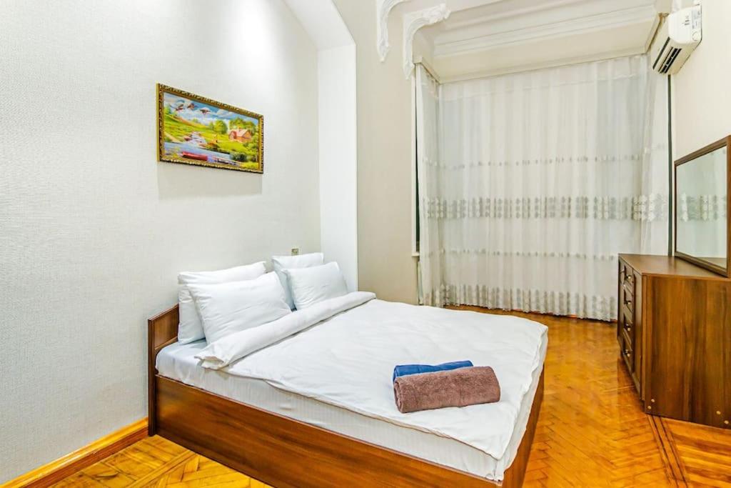 Fsincan House Centre 3 room