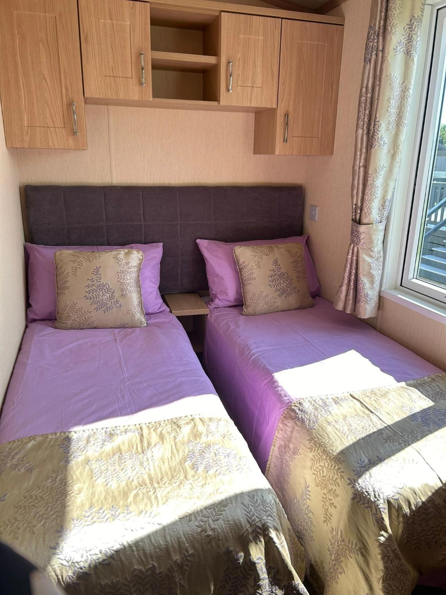 The Knightsbridge Luxury Stay, The Boulevard, Green Lawns