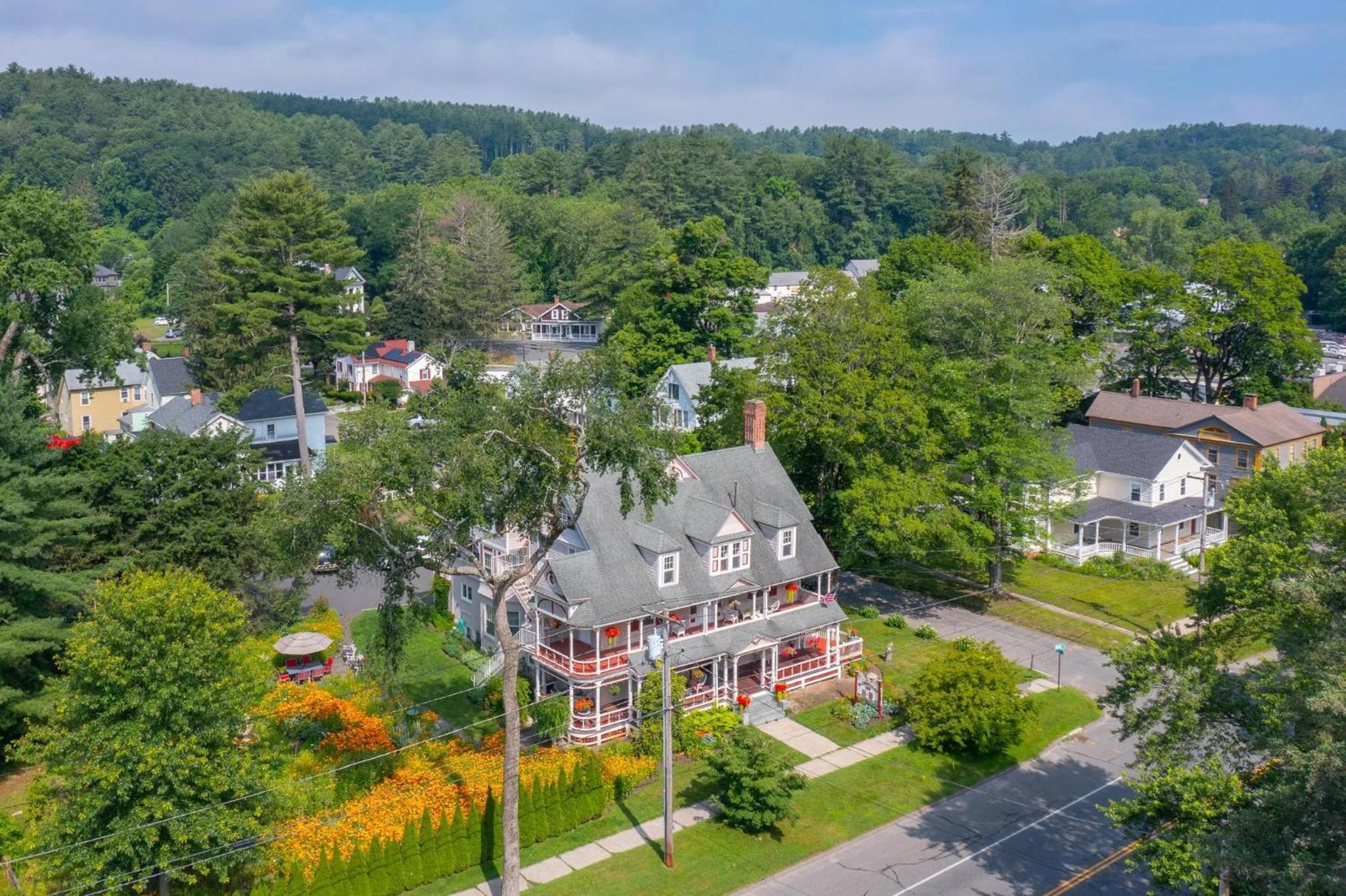 Wainwright Inn