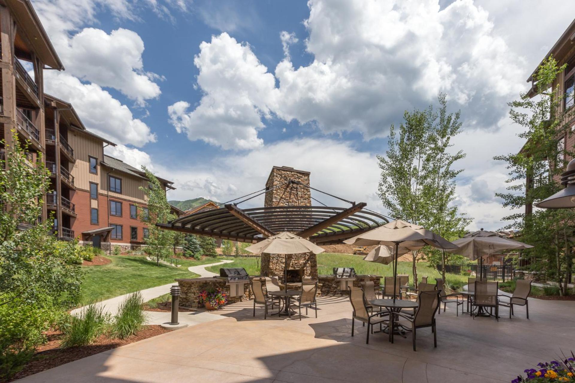 Air Conditioning, Penthouse Condo1-Bedroom Plus Den