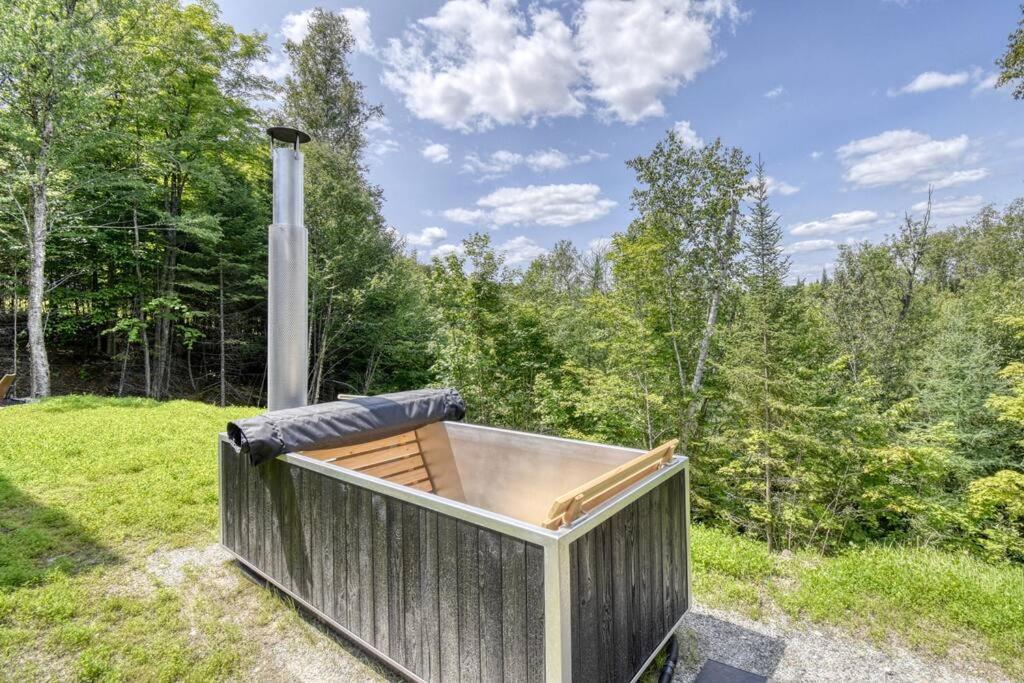 Ultra Luxurious Modern Oasis Private Spa Sauna