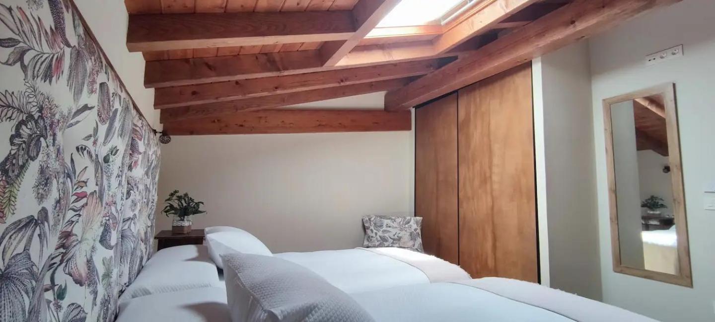 VIVIENDA RURAL PEROTXENEA LANDETXEA - una casa rural con jardín y barbacoa ideal para grupos y familias que quieren descubrir y disfrutar el norte de Navar