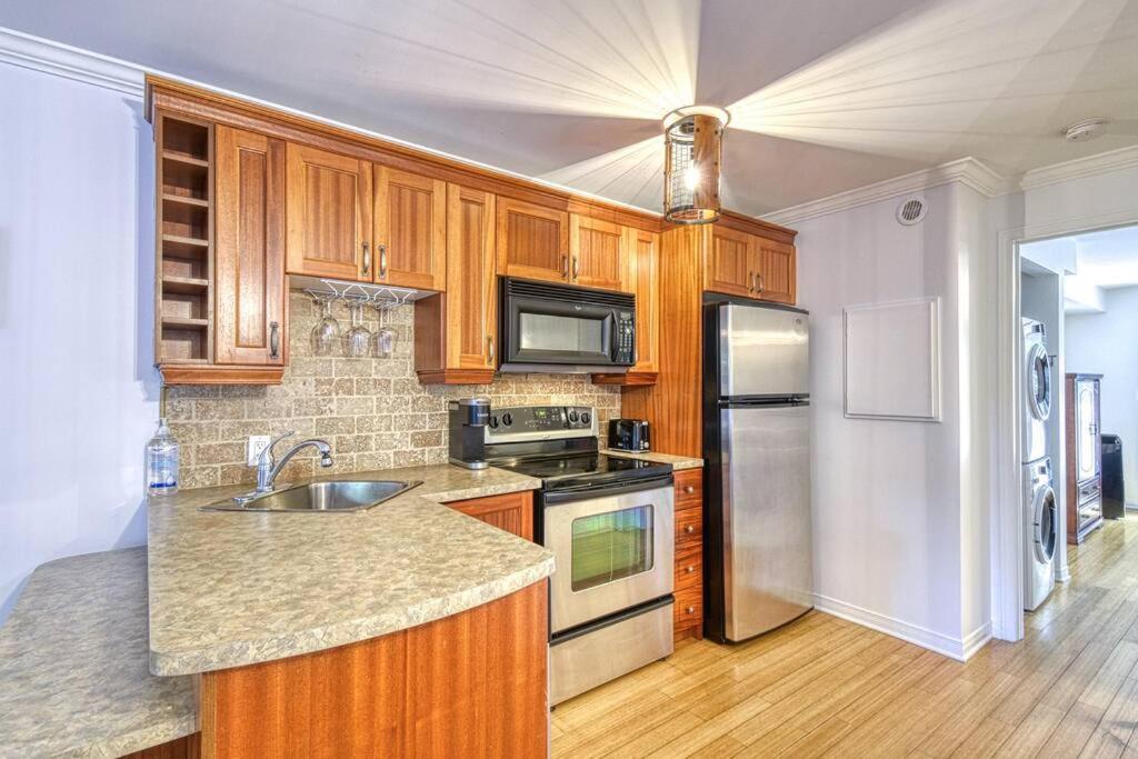 Cozy Loft in the Heart of Saint-Sauveur Village