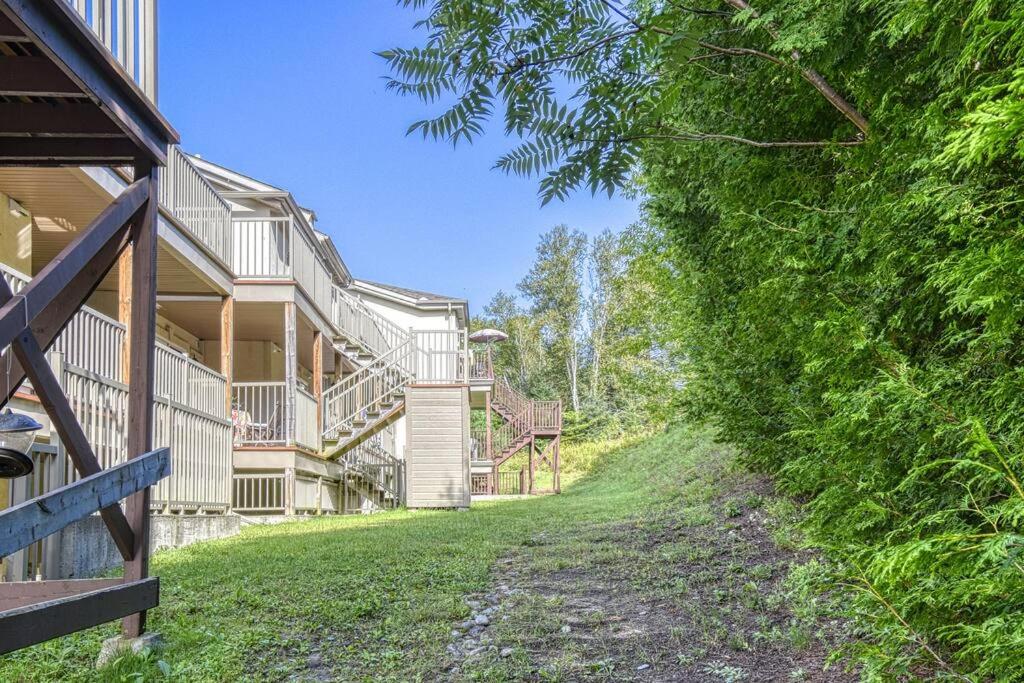 Cozy Loft in the Heart of Saint-Sauveur Village
