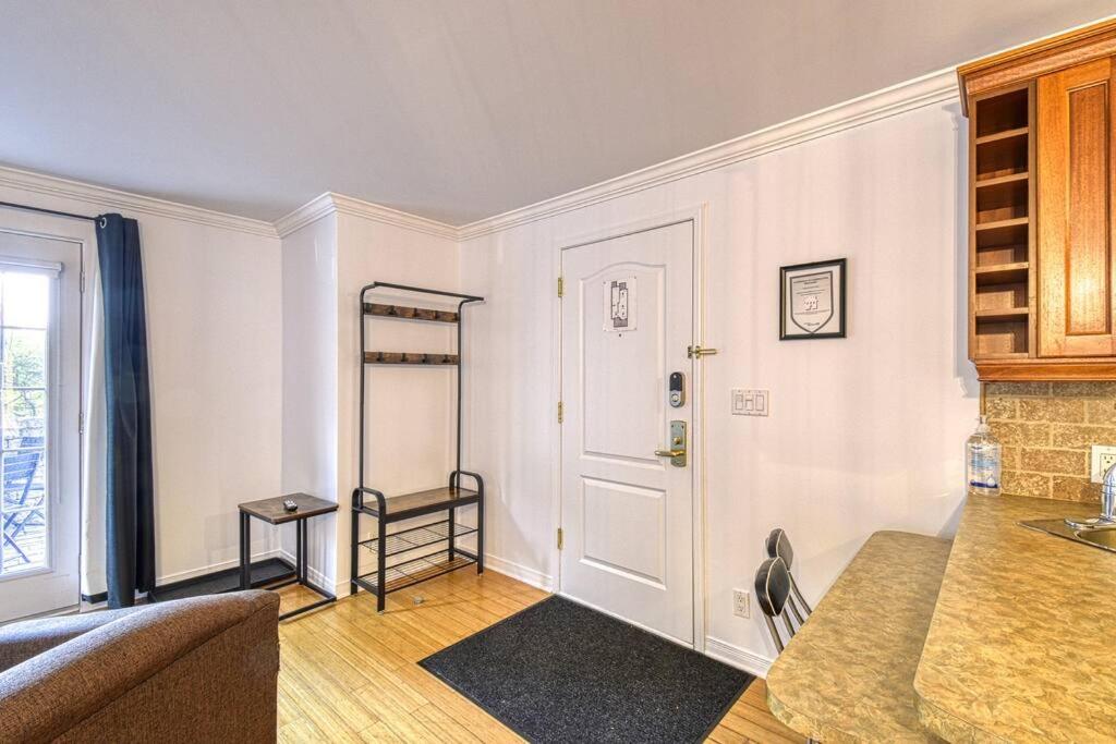 Cozy Loft in the Heart of Saint-Sauveur Village