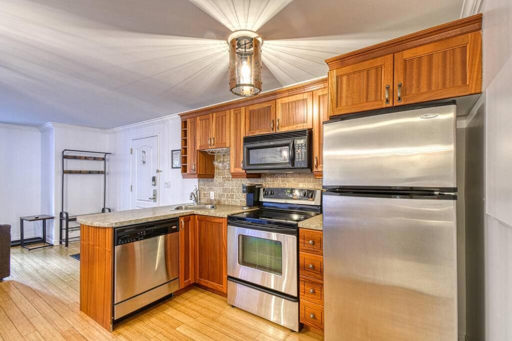 Cozy Loft in the Heart of Saint-Sauveur Village