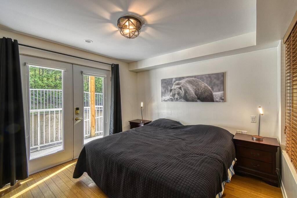Cozy Loft in the Heart of Saint-Sauveur Village
