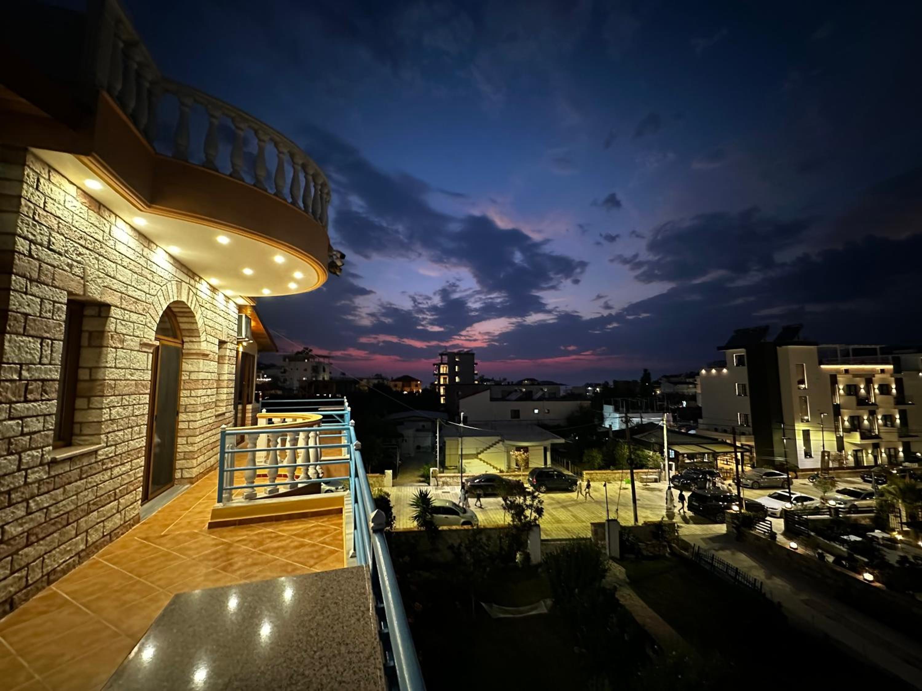 Laura Guest House