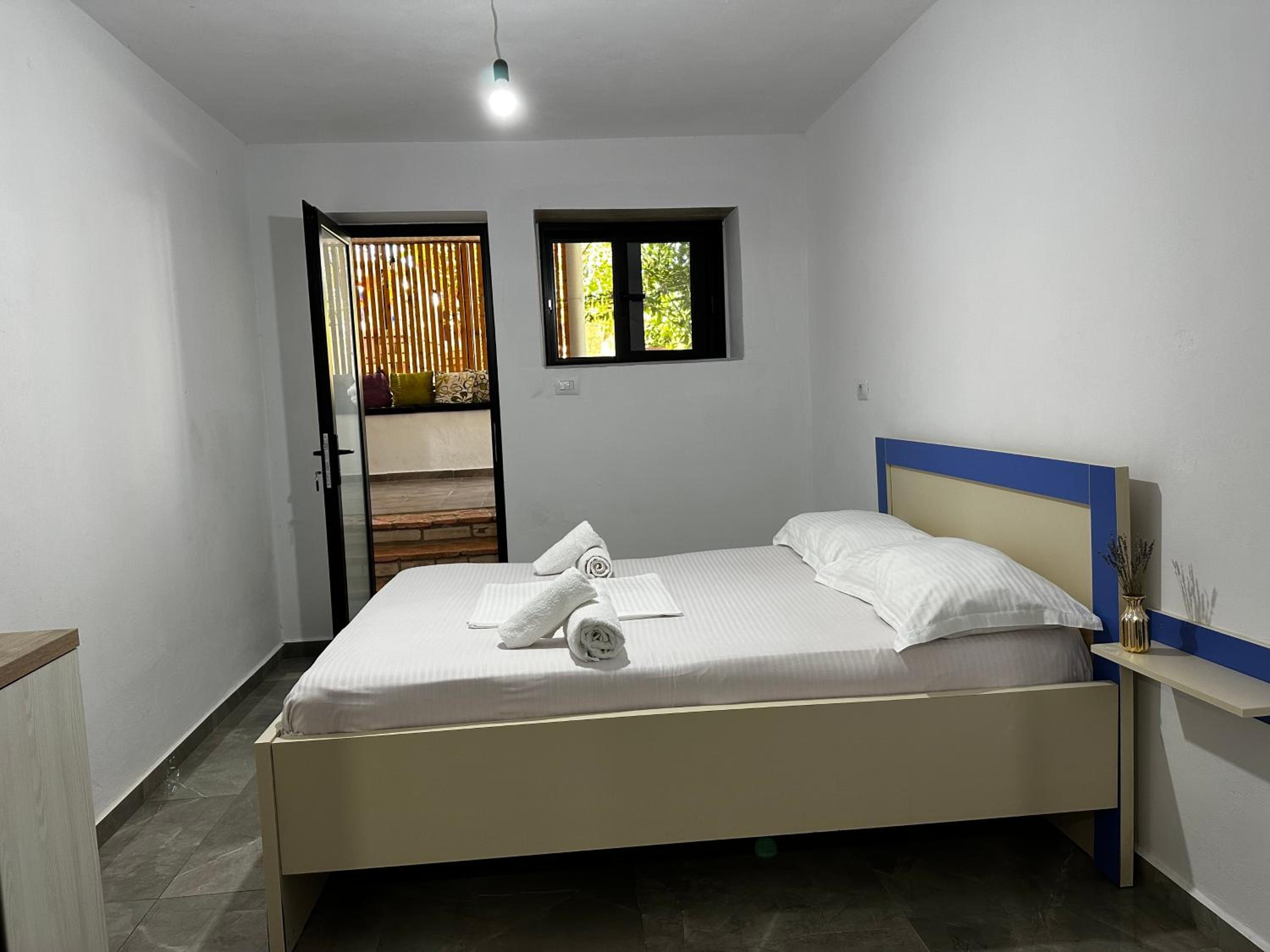 Laura Guest House