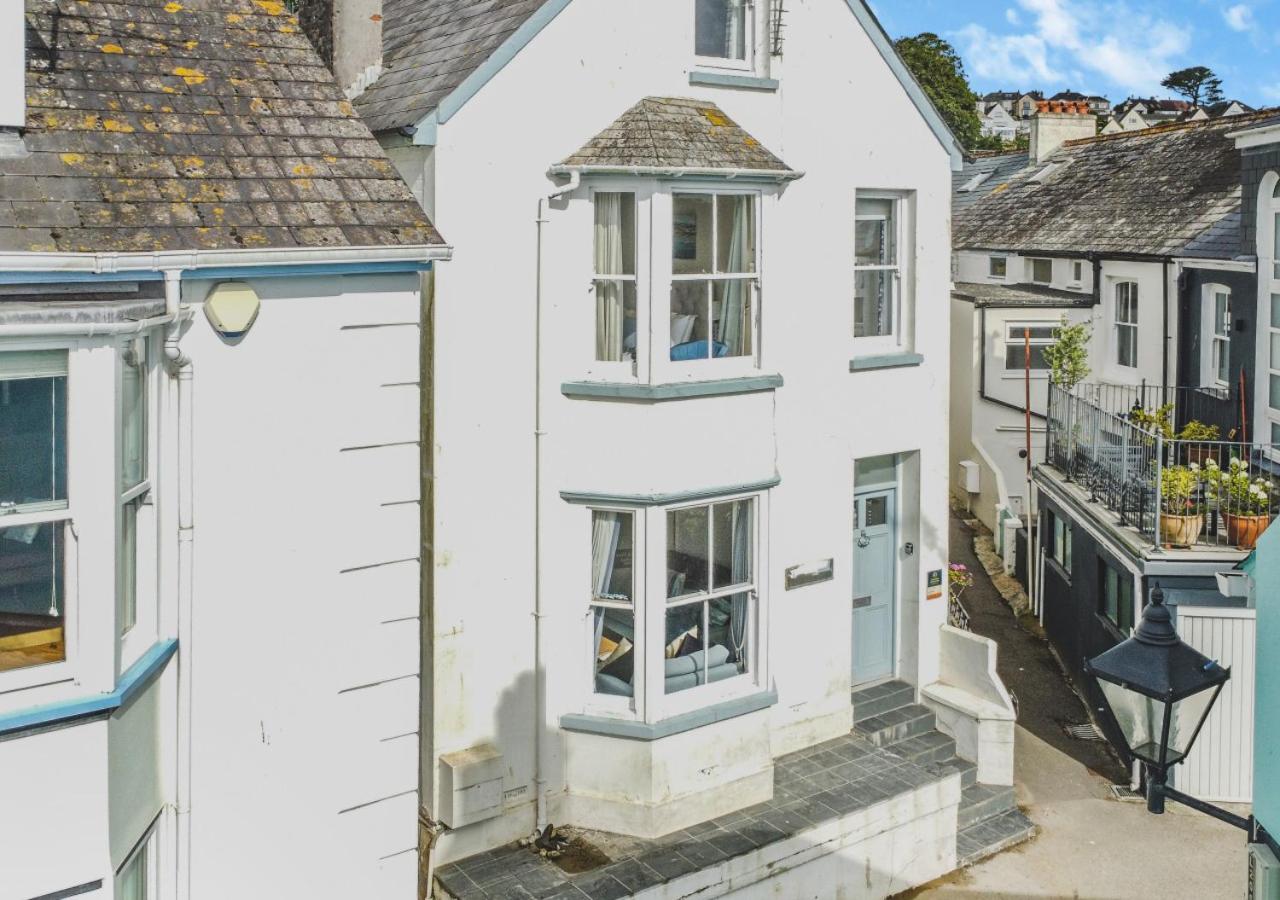 4 Bed in Fowey oc-chview view 2