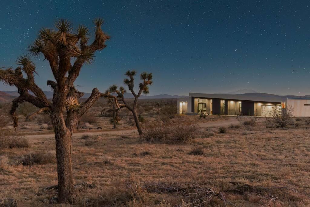 Hotel W House Luxe Near Park Heated Pool & Spa