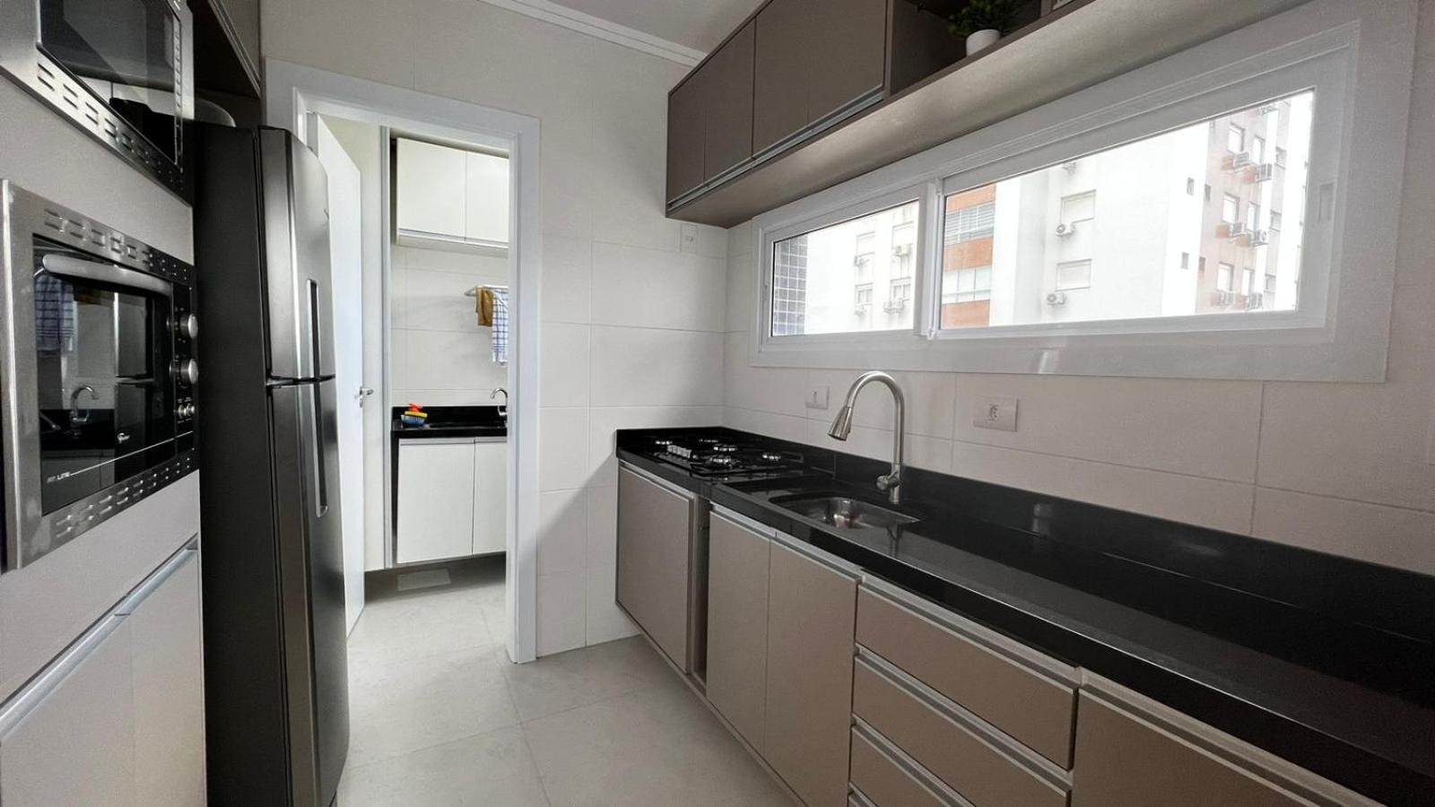 APARTAMENTO LUXO, PROXIMO SANTINHA DUAS quadras MAR