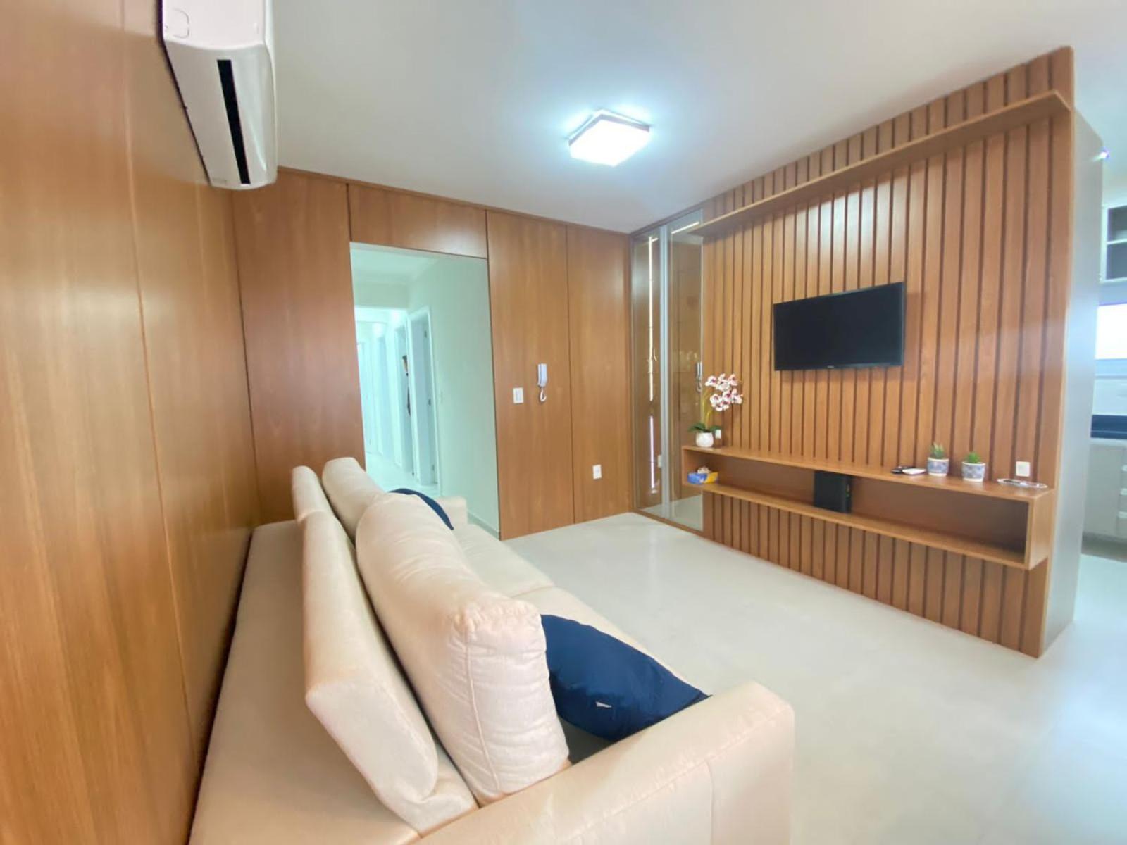 APARTAMENTO LUXO, PROXIMO SANTINHA DUAS quadras MAR
