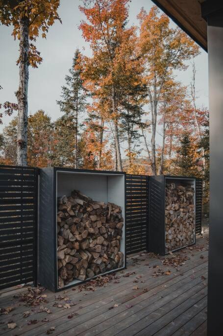 Scandi inspired chalet Mont Tremblant views and spa
