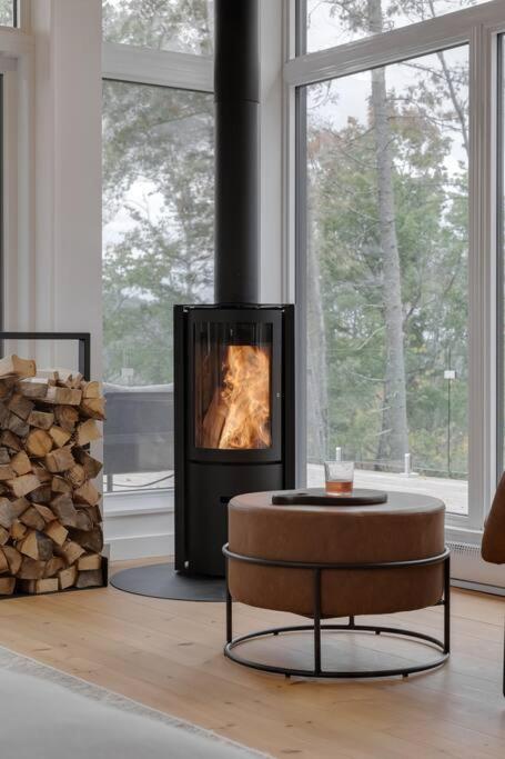 Scandi inspired chalet Mont Tremblant views and spa