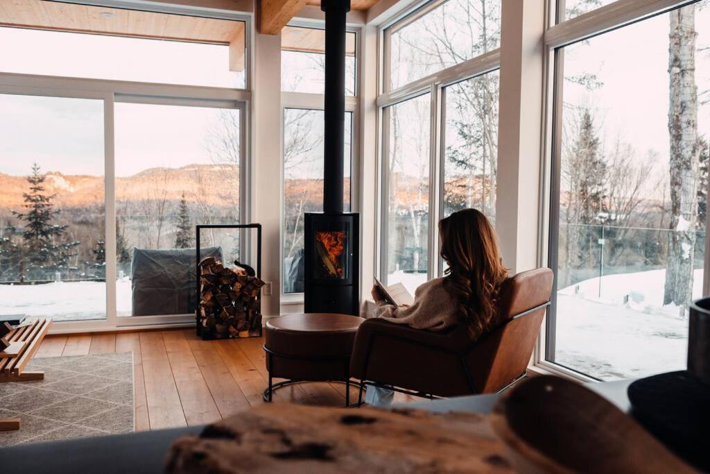Scandi inspired chalet Mont Tremblant views and spa