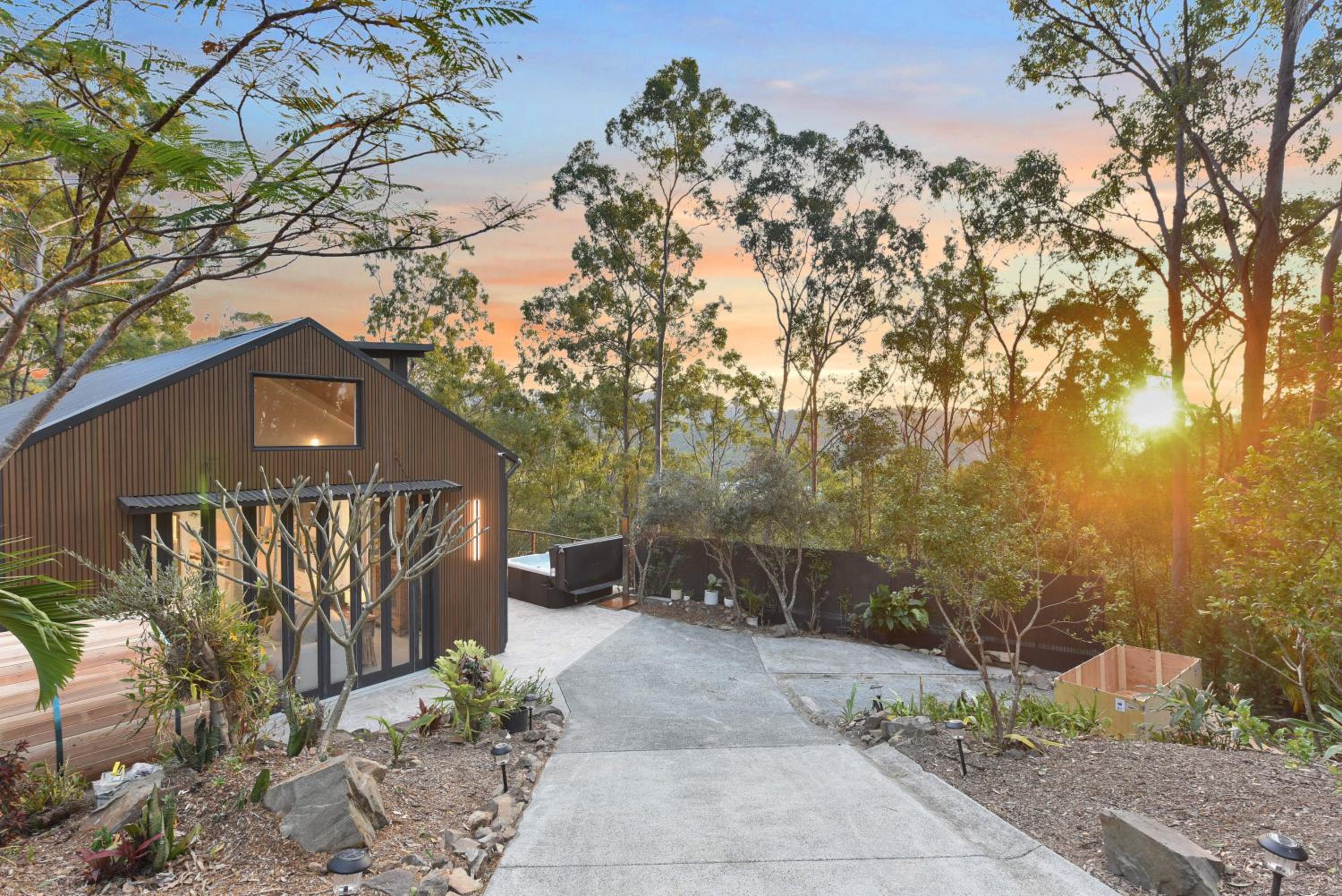 Brand New Gold Coast Luxury Retreat