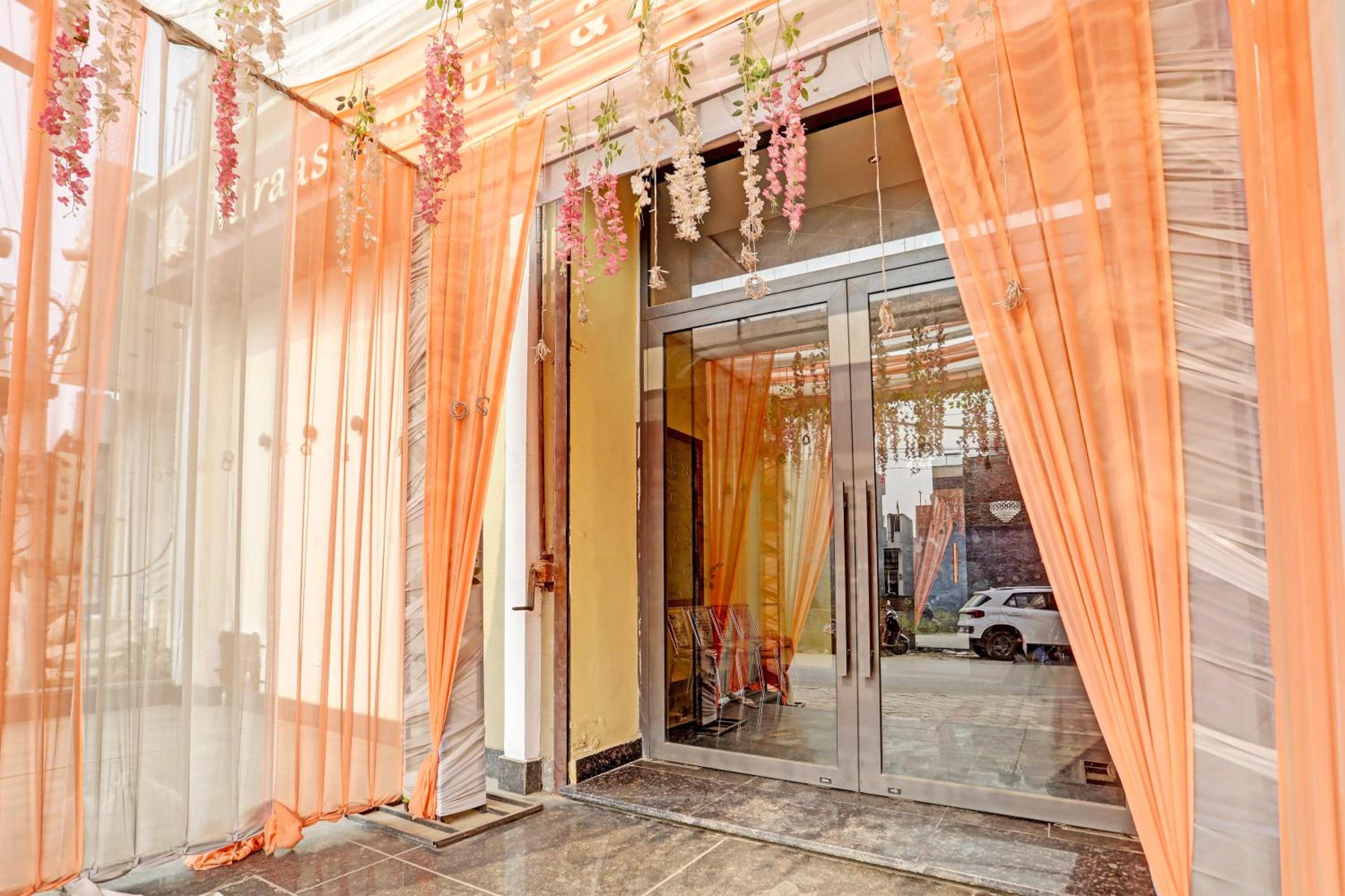 Hotel O Miraas Hotel And Banquet Hall view 2