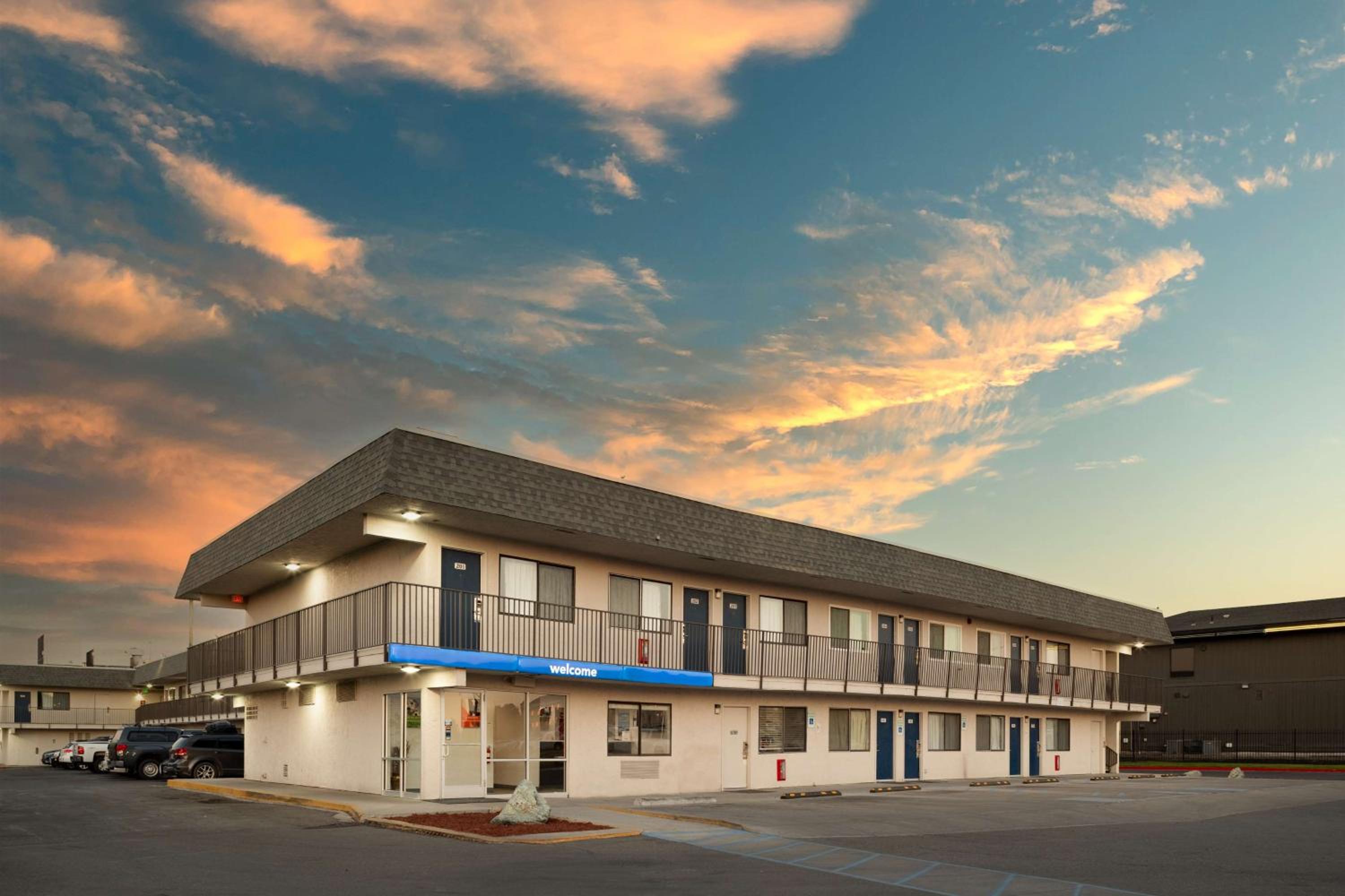 Twin Falls Vacations - Motel 6-Twin Falls, ID - Property Image 2
