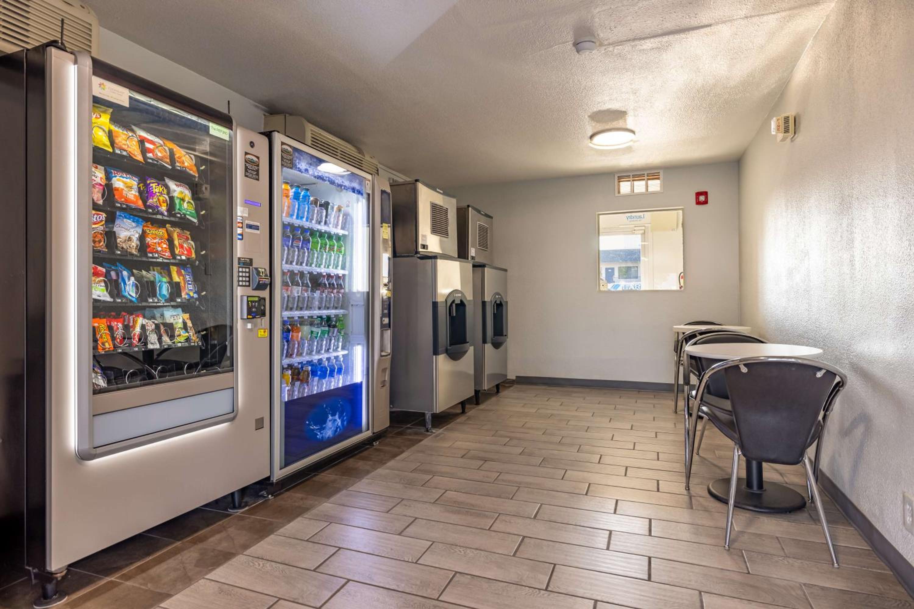 Twin Falls Vacations - Motel 6-Twin Falls, ID - Property Image 5