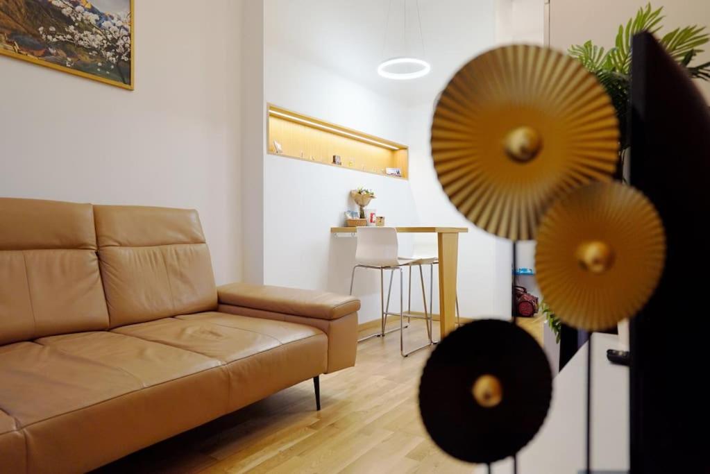 Cozy apartment with garage