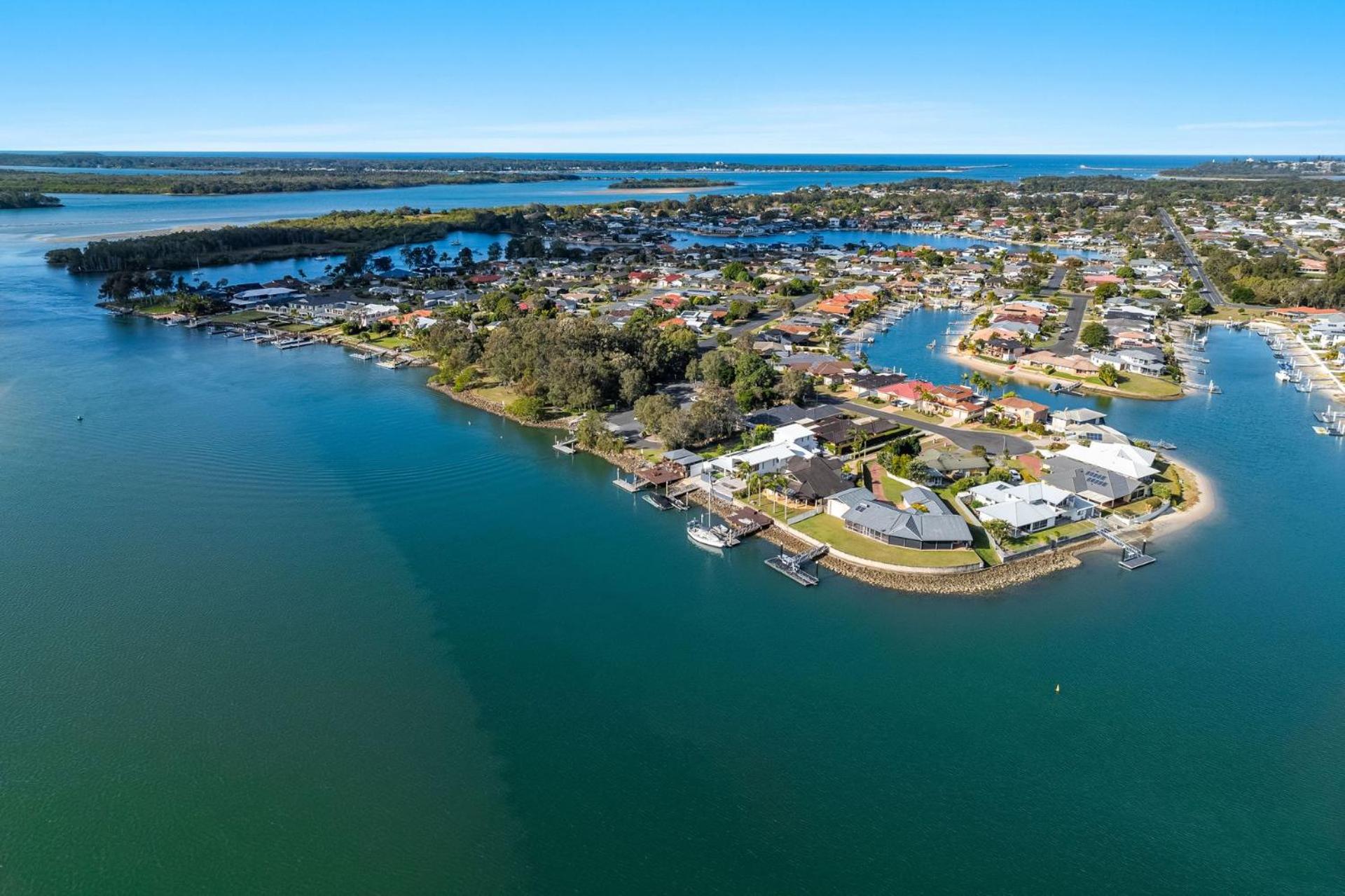 Jeffery River Retreat - Best Sunsets in Yamba - Holiday Yamba