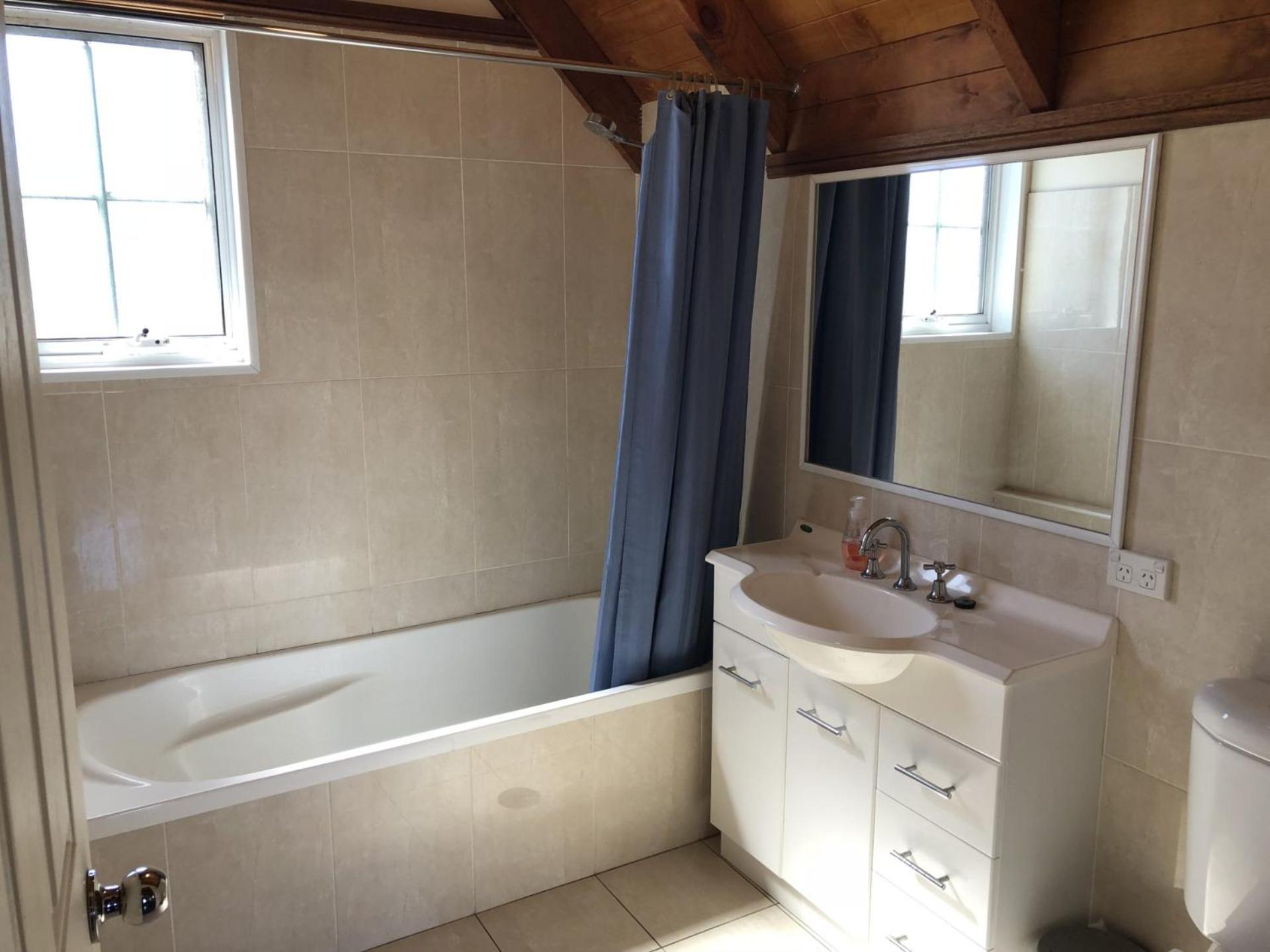 Kookaburra Cottage 71 Straight St HH