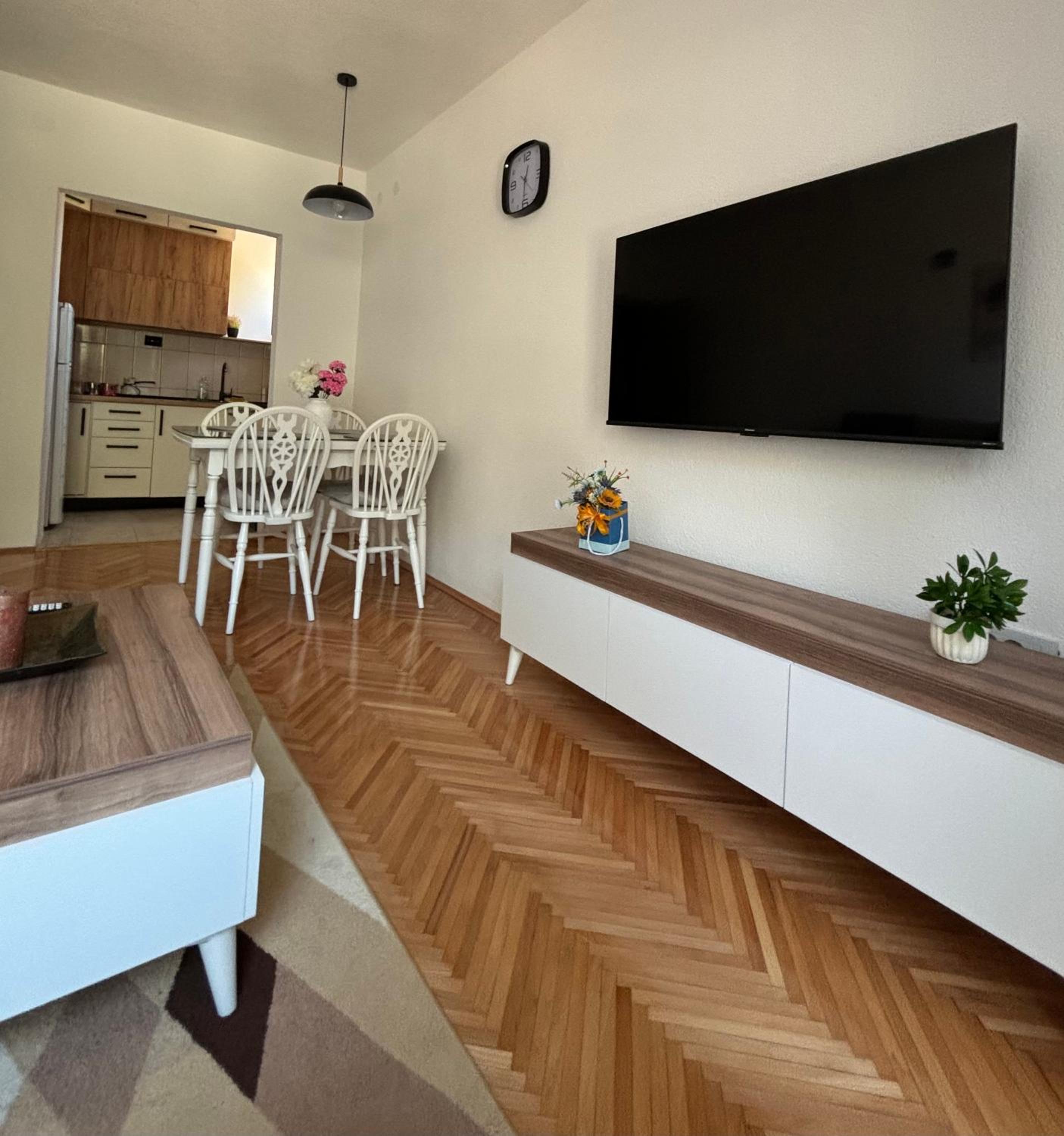 AT Apartment view 5