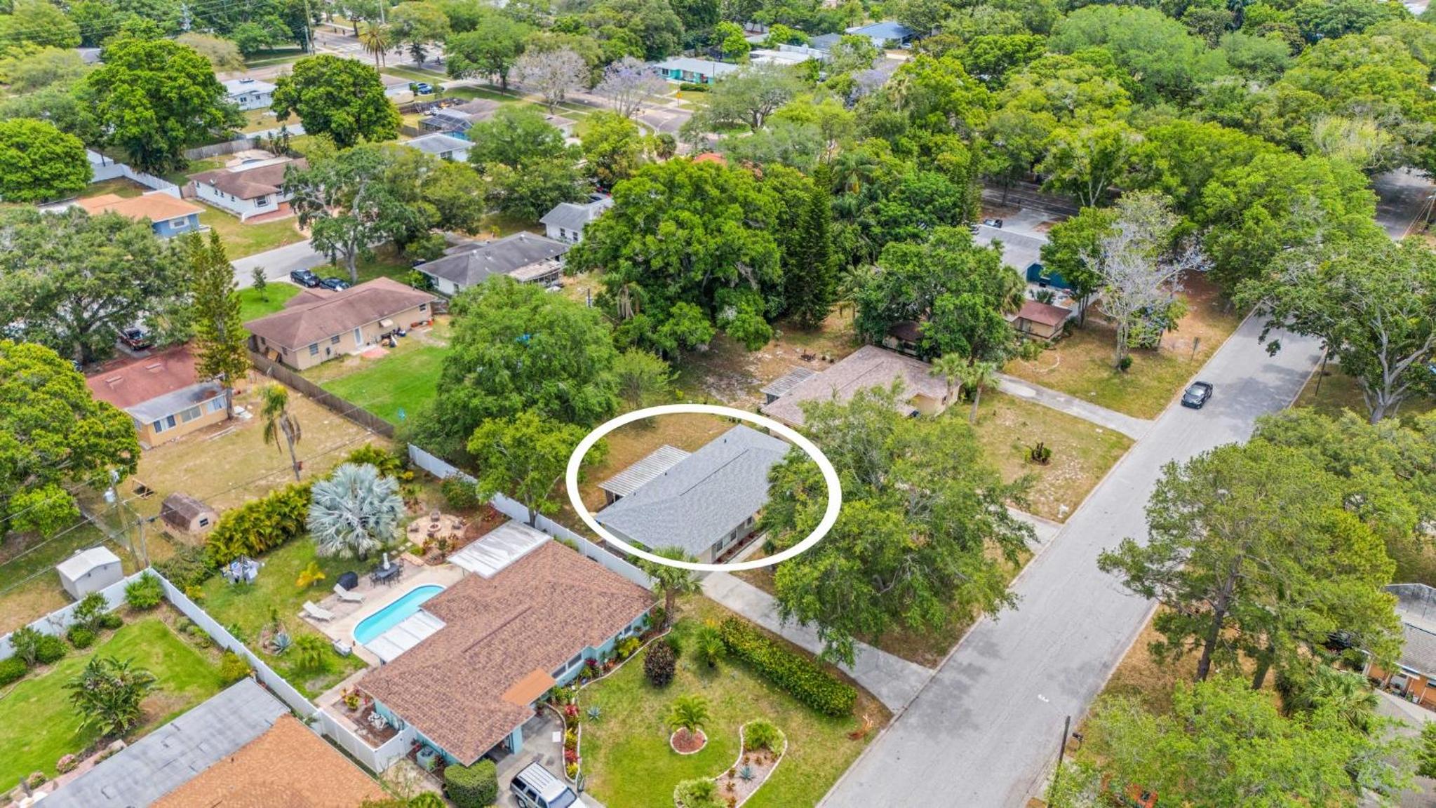 Dolphin Oasis - Monthly Vacation Rental Home view 3
