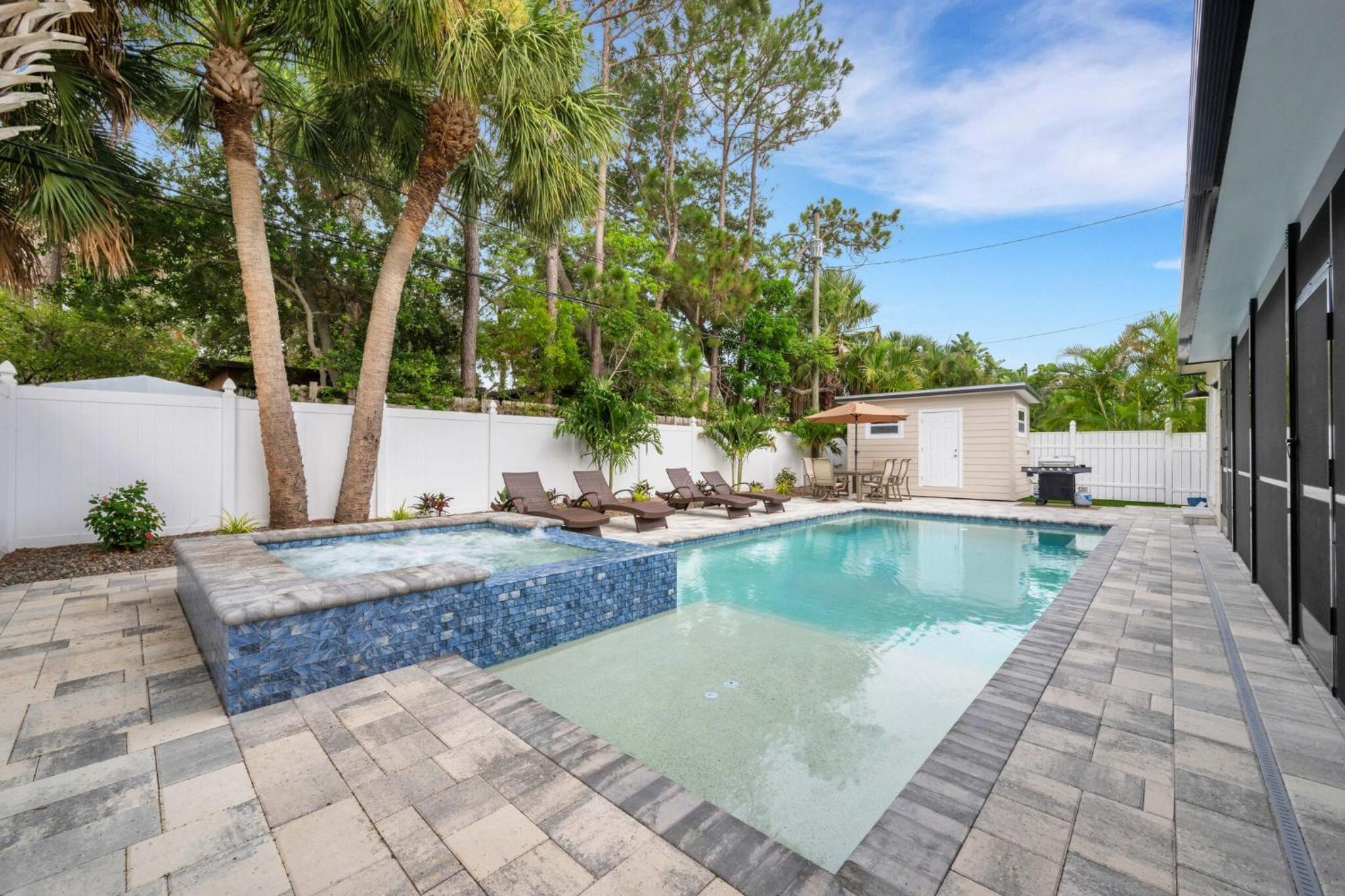 Poolside Oasis - Just Steps to The Sand! - Monthly Beach Rental view 4