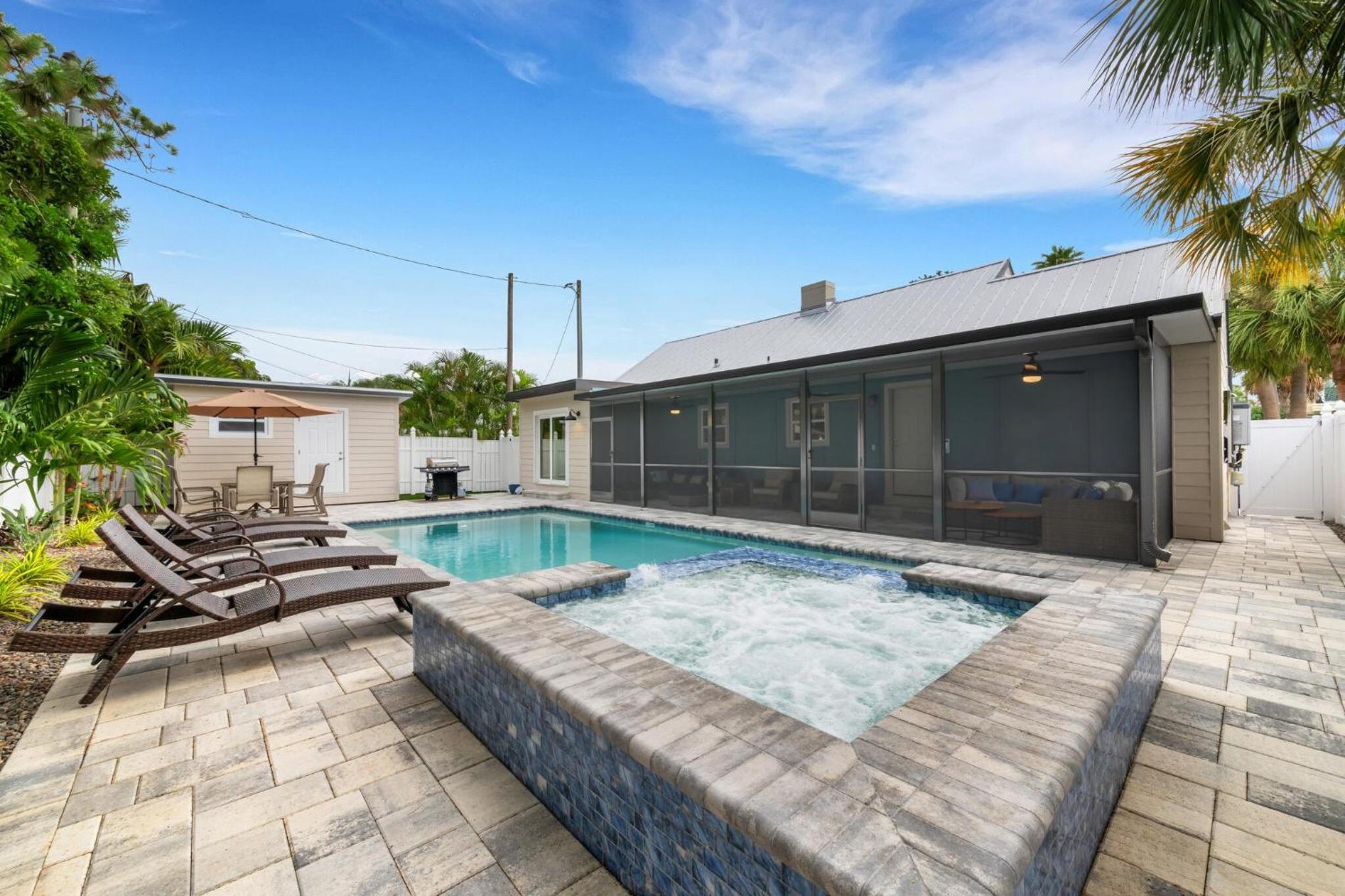 Poolside Oasis - Just Steps to The Sand! - Monthly Beach Rental view 5