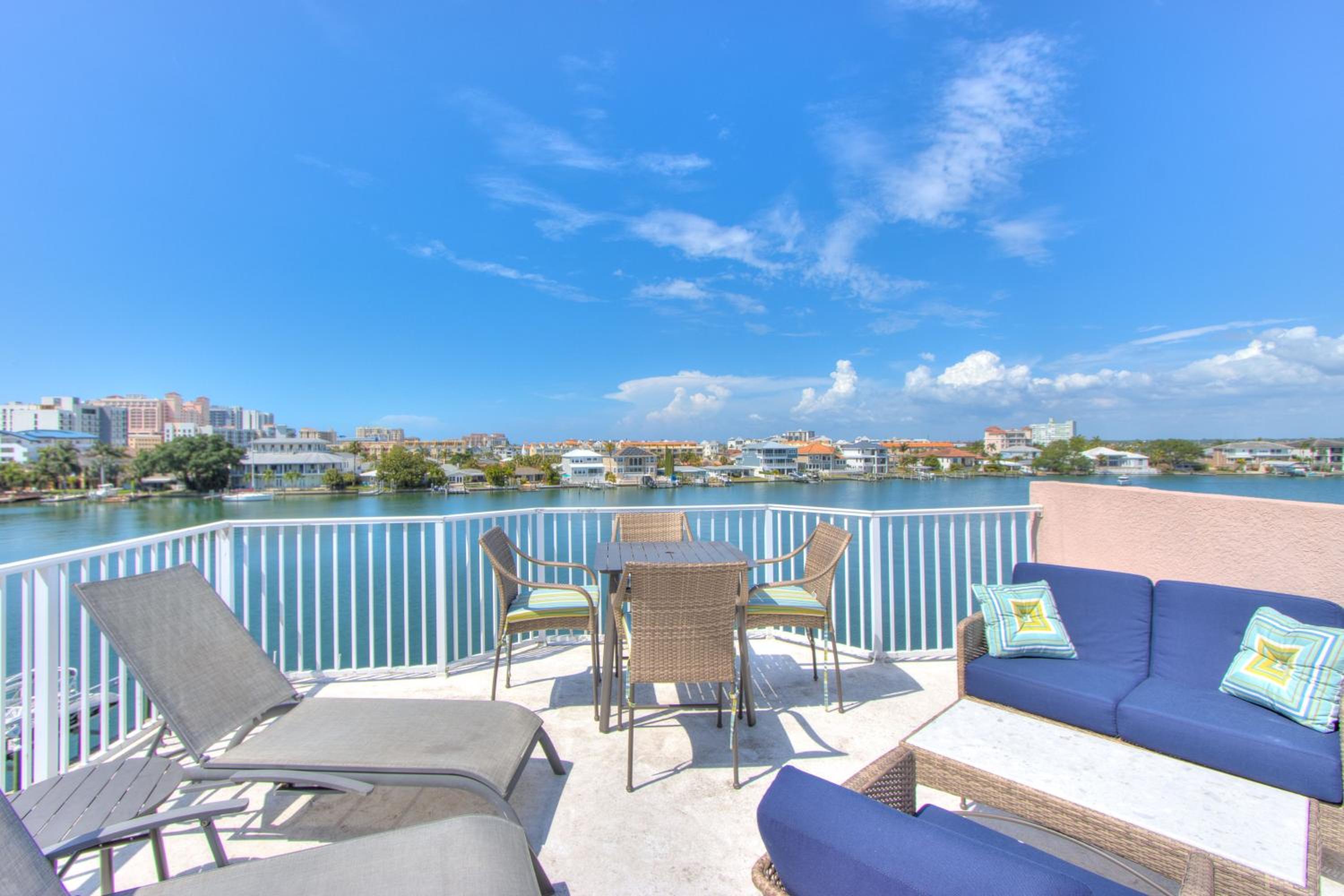 Bayway Luxury Waterfront Townhome & Pool view 2