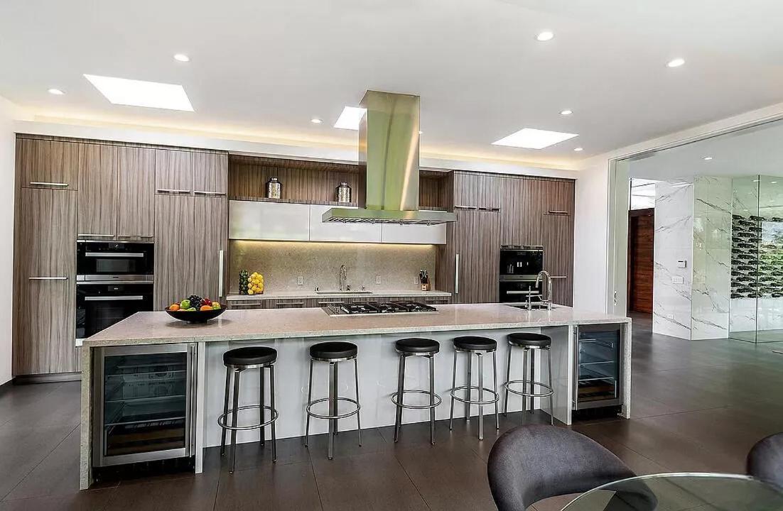Trousdale Estates Luxury Haven
