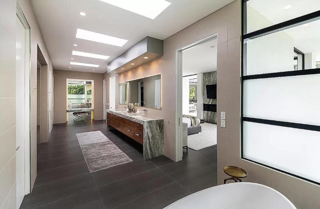 Trousdale Estates Luxury Haven