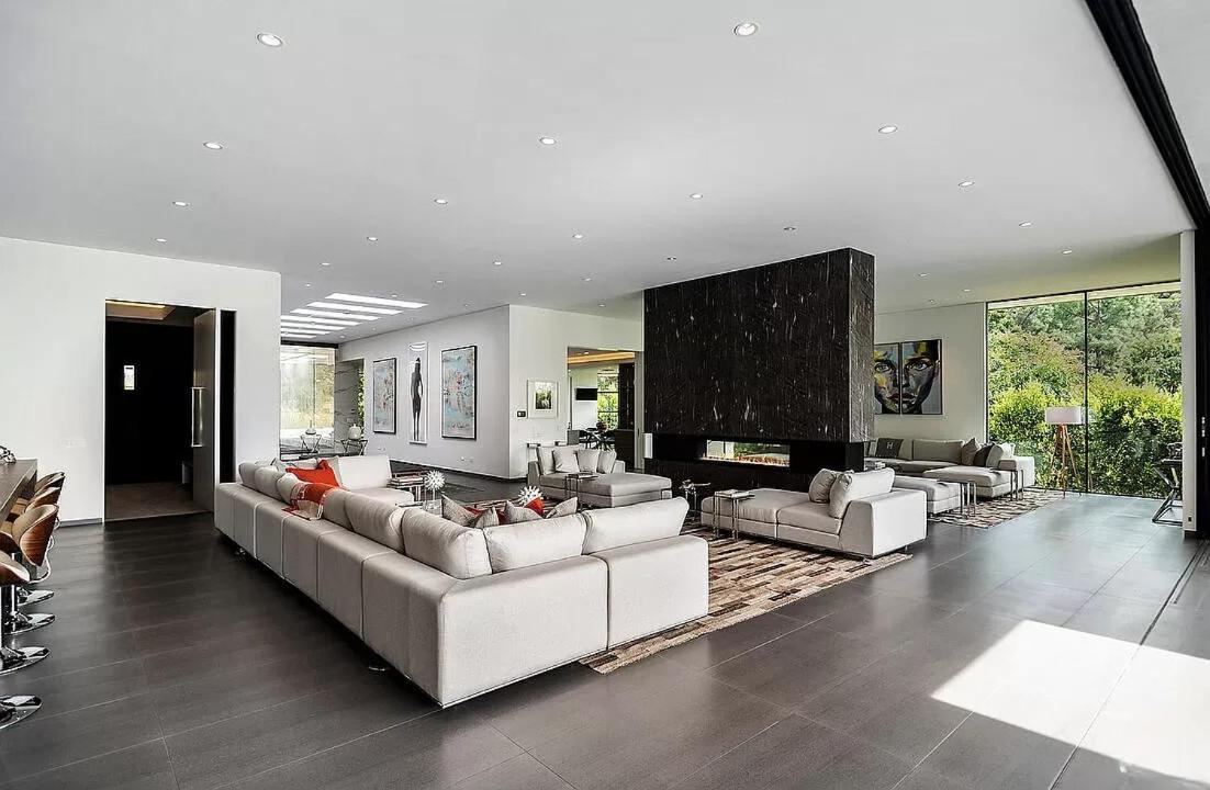 Trousdale Estates Luxury Haven