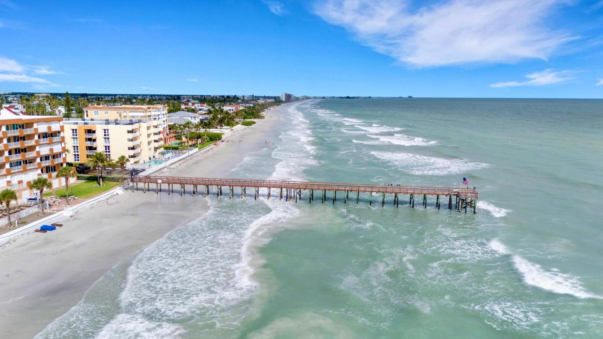 Sunset Corner - Beach View & Heated Pool! view 5