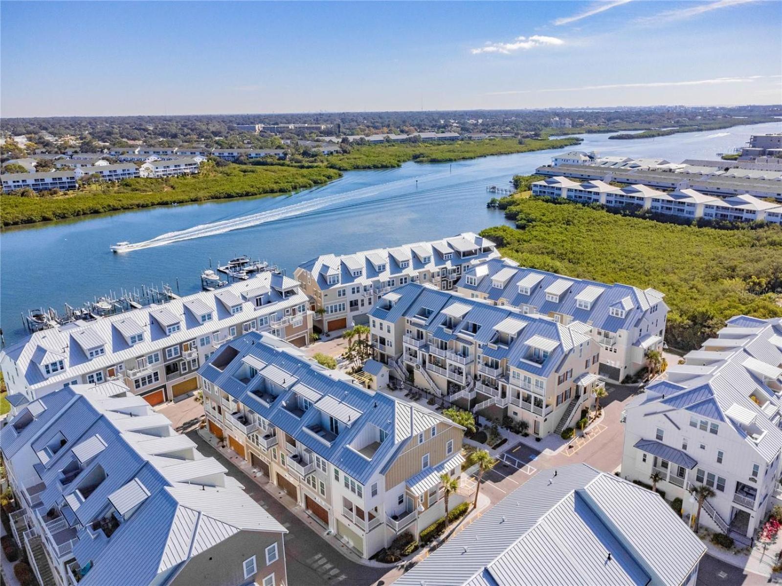 Waterside Luxury Townhome #502 - A Monthly Beach Rental view 2