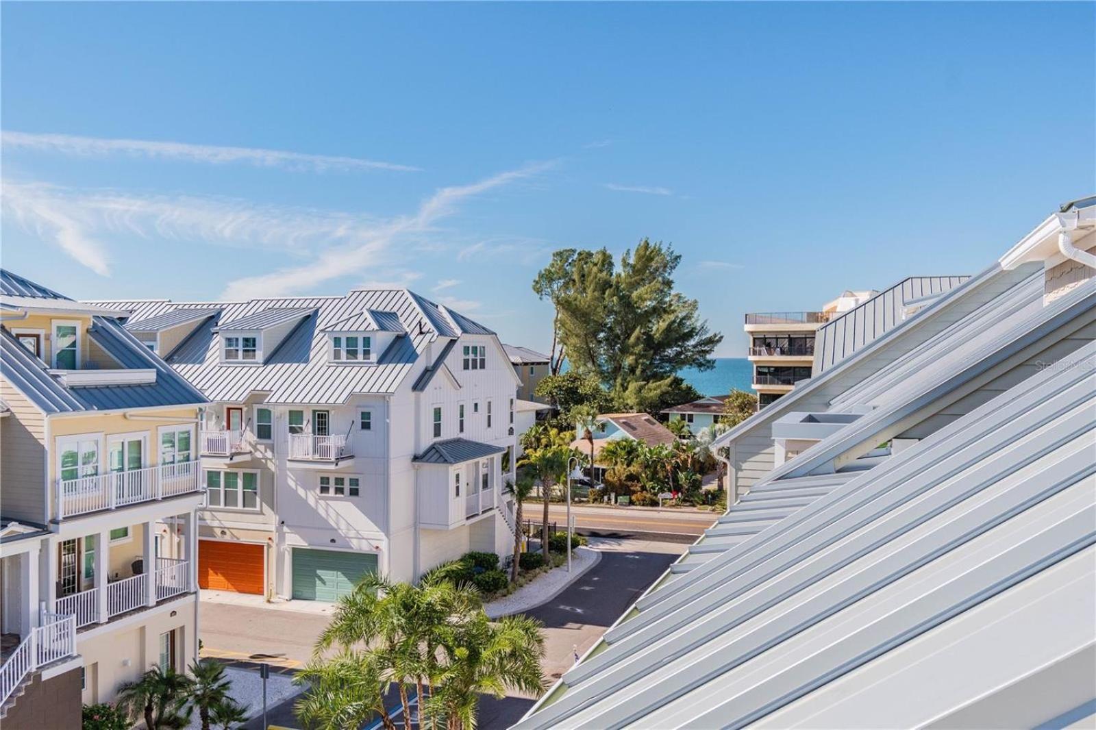 Waterside Luxury Townhome #502 - A Monthly Beach Rental view 3