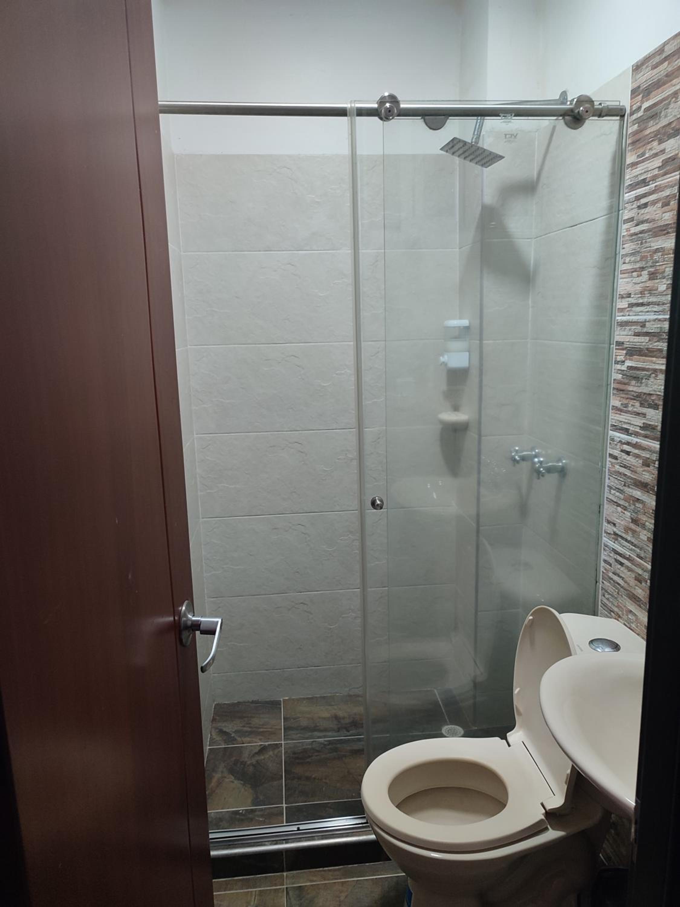 301-Cómodo y moderno apartamento de 2 habitaciones en la mejor zona céntrica de ibagué
