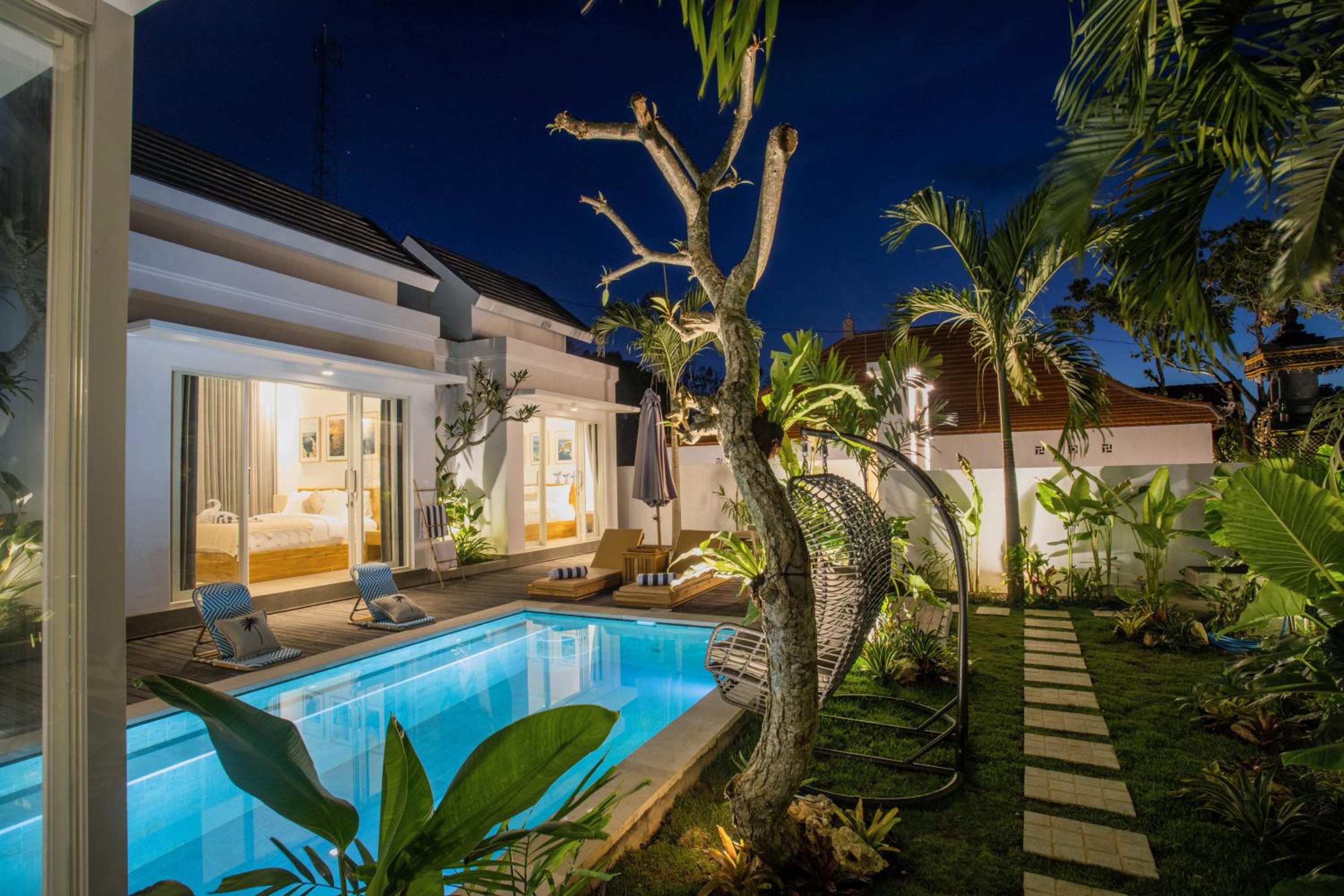 Alas Villa - 3 Bedrooms Private Pool Villas